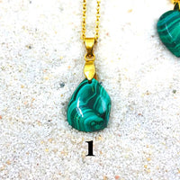 PENDENTIF MALACHITE acier doré
