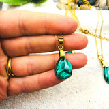 PENDENTIF MALACHITE acier doré