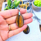 PENDENTIF OEIL DE TIGRE